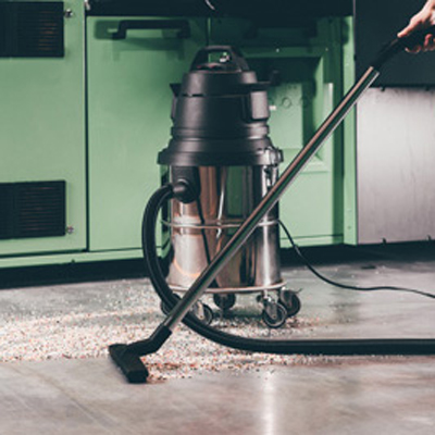 industrial vacuum cleaners